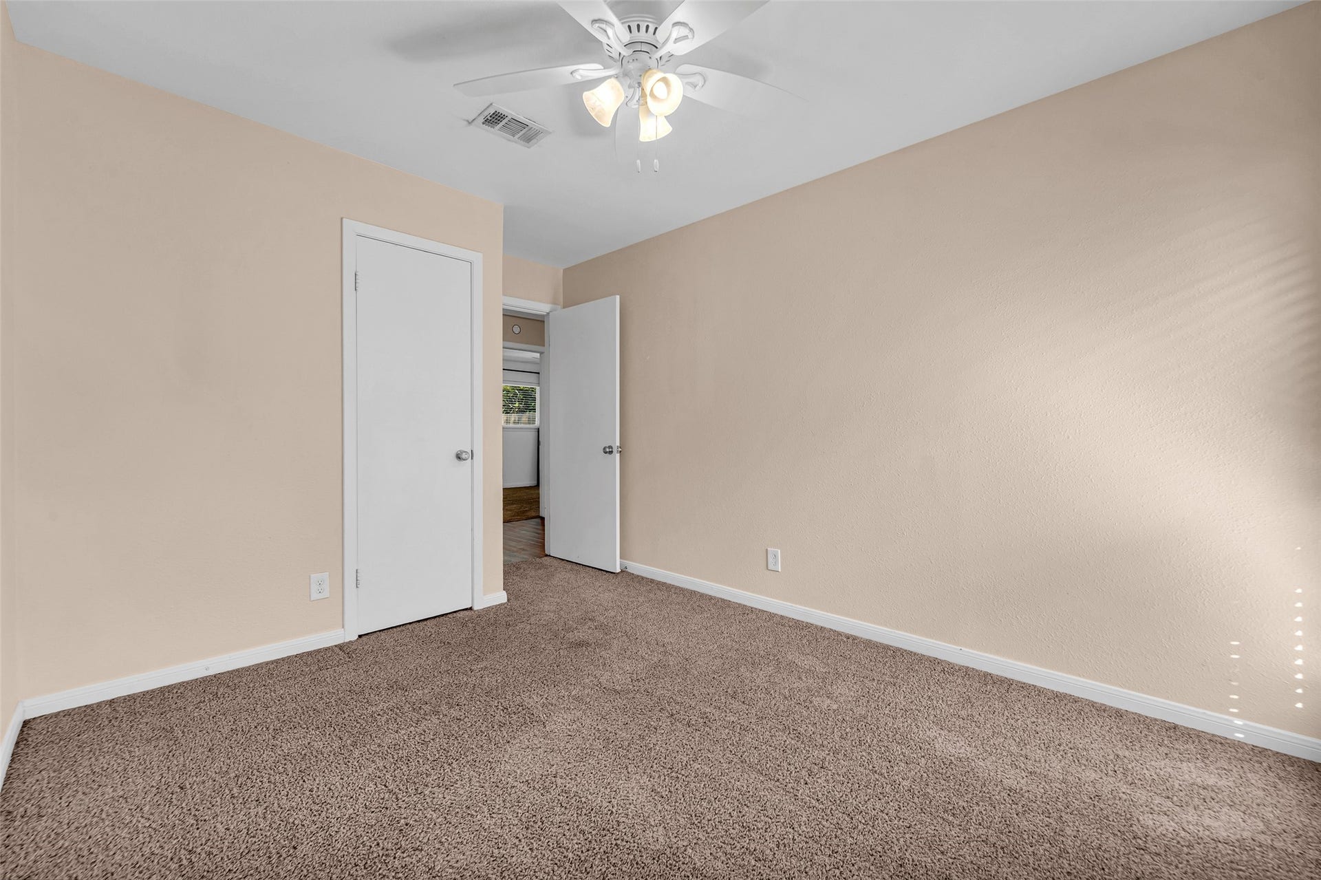 7422 Jackwood Street, Houston, TX 77074 7422 Jackwood Street, Houston, TX 77074