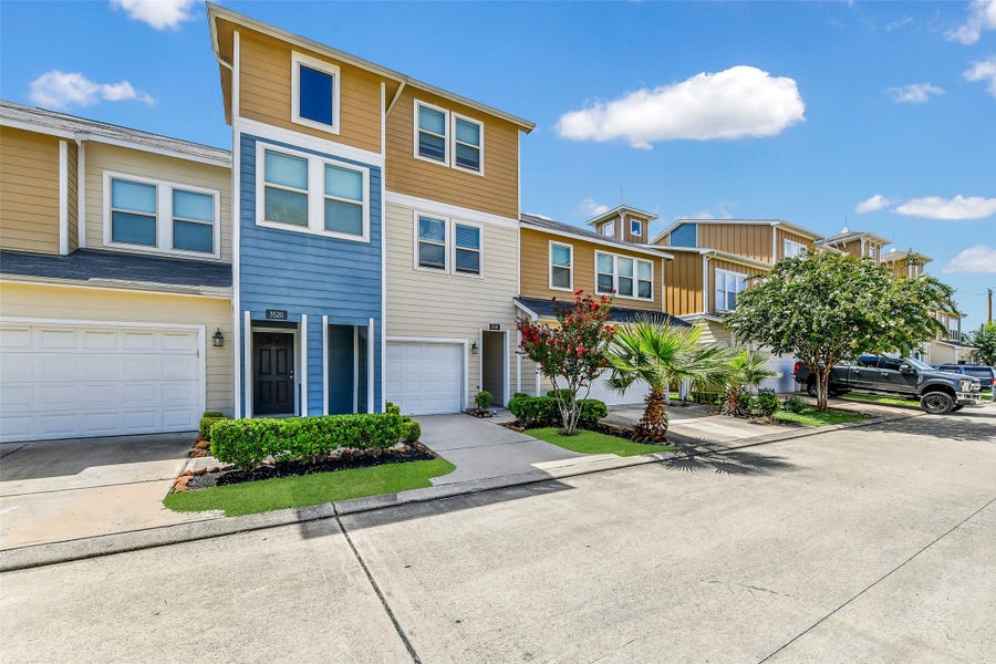 Property photo for 3518 Terreno Vista Boulevard, Pasadena, TX