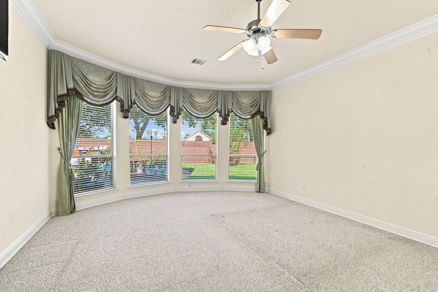 9003 Gable Glen Lane, Houston, TX 77095 9003 Gable Glen Lane, Houston, TX 77095