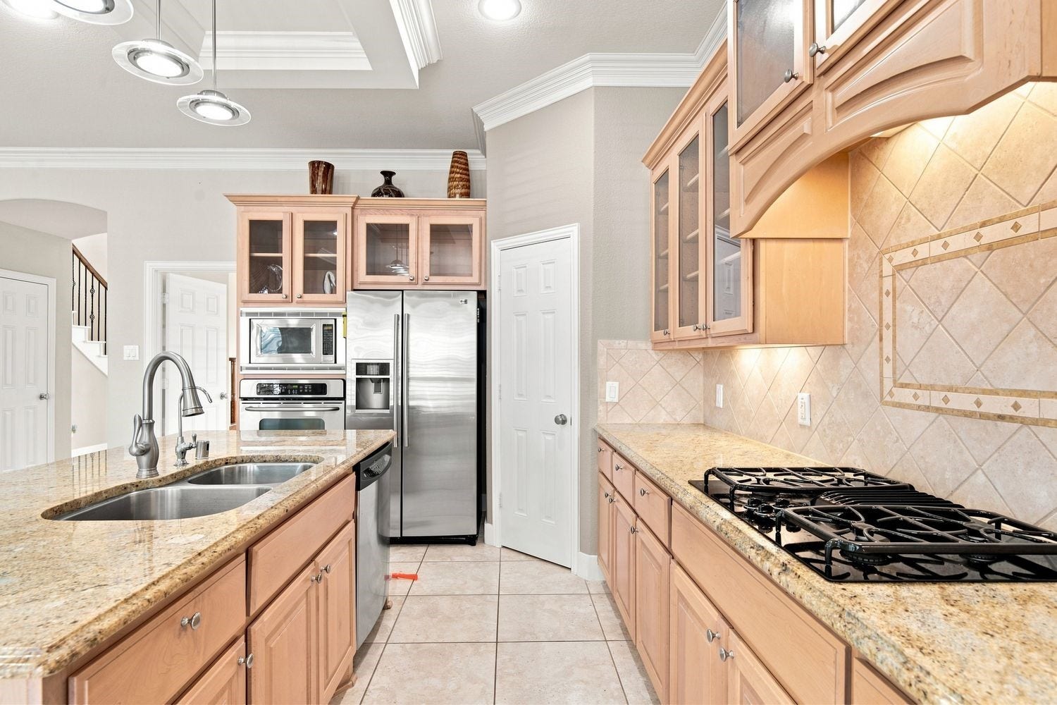 9003 Gable Glen Lane, Houston, TX 77095 9003 Gable Glen Lane, Houston, TX 77095