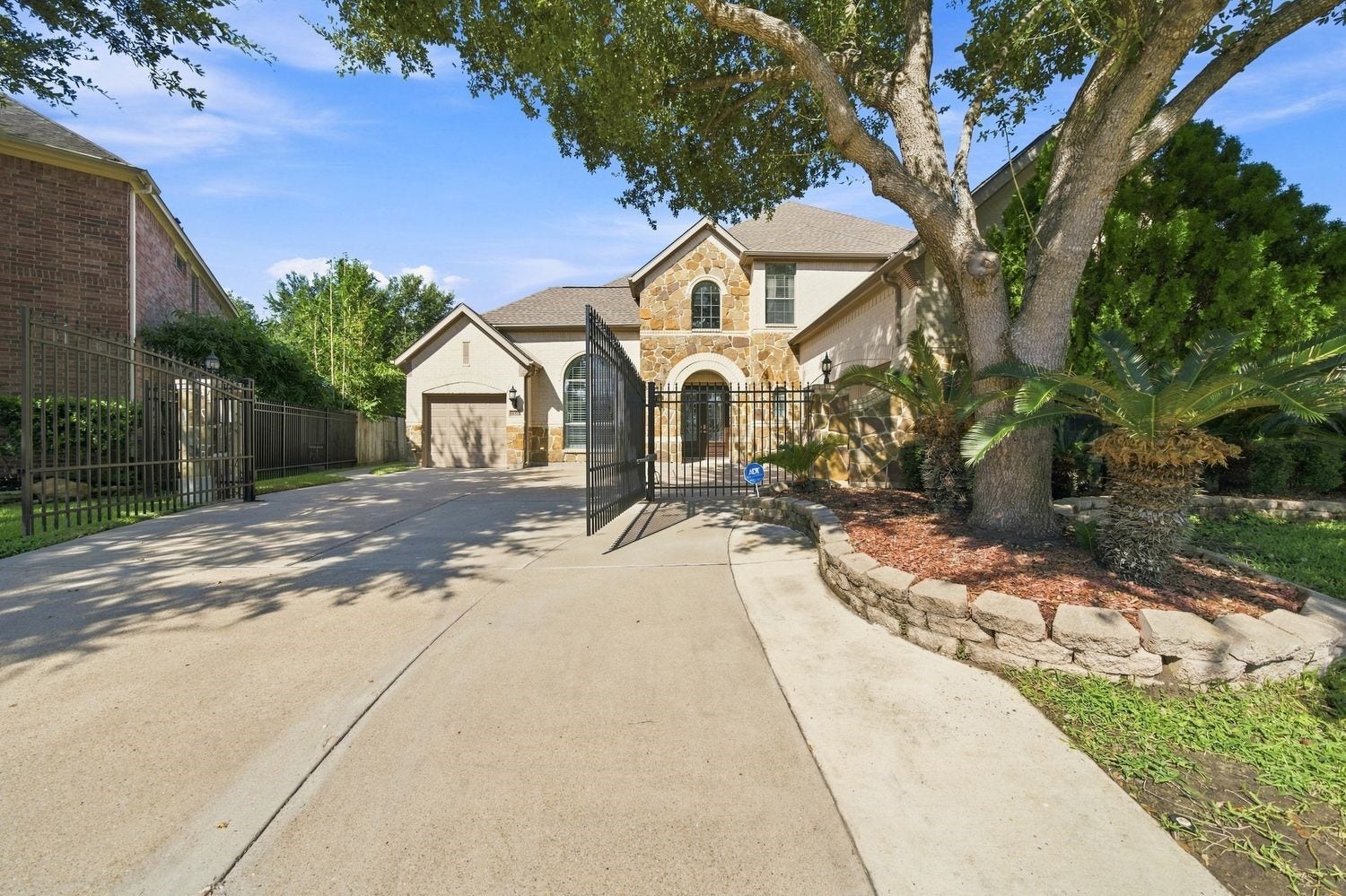 9003 Gable Glen Lane, Houston, TX 77095 9003 Gable Glen Lane, Houston, TX 77095