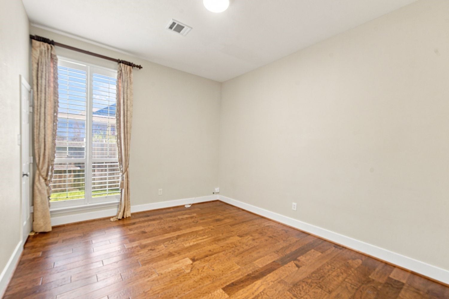 9003 Gable Glen Lane, Houston, TX 77095 9003 Gable Glen Lane, Houston, TX 77095