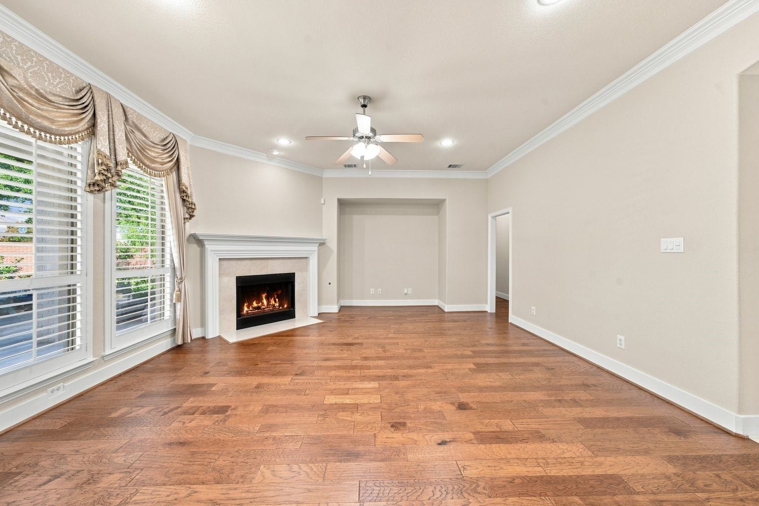 9003 Gable Glen Lane, Houston, TX 77095 9003 Gable Glen Lane, Houston, TX 77095
