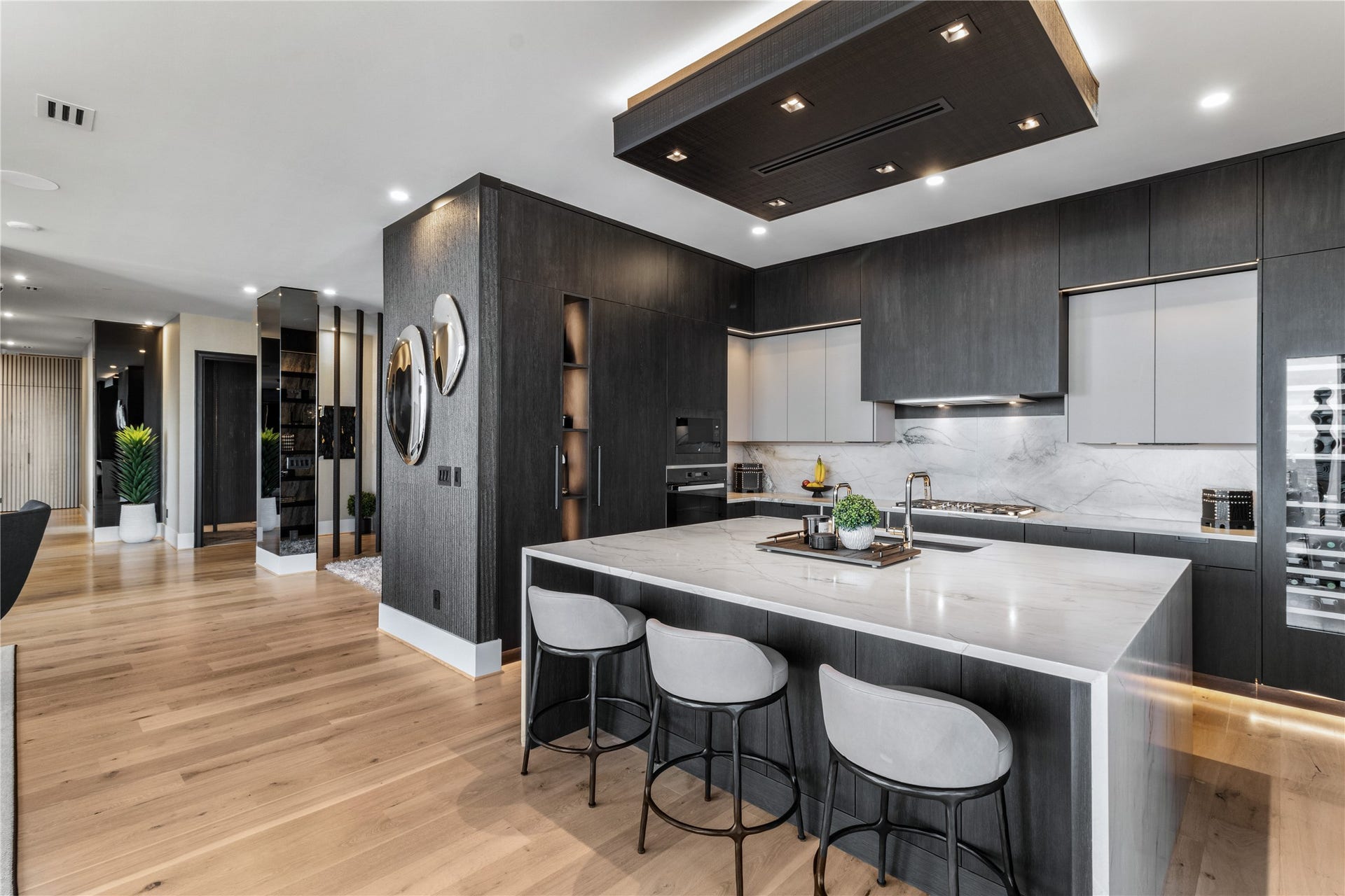 1409 Post Oak Boulevard, #2301, Houston, TX 77056 1409 Post Oak Boulevard, #2301, Houston, TX 77056