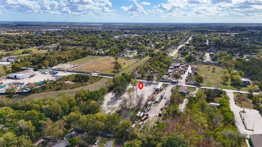 Property photo for 5033 S Acres Drive, Houston, TX