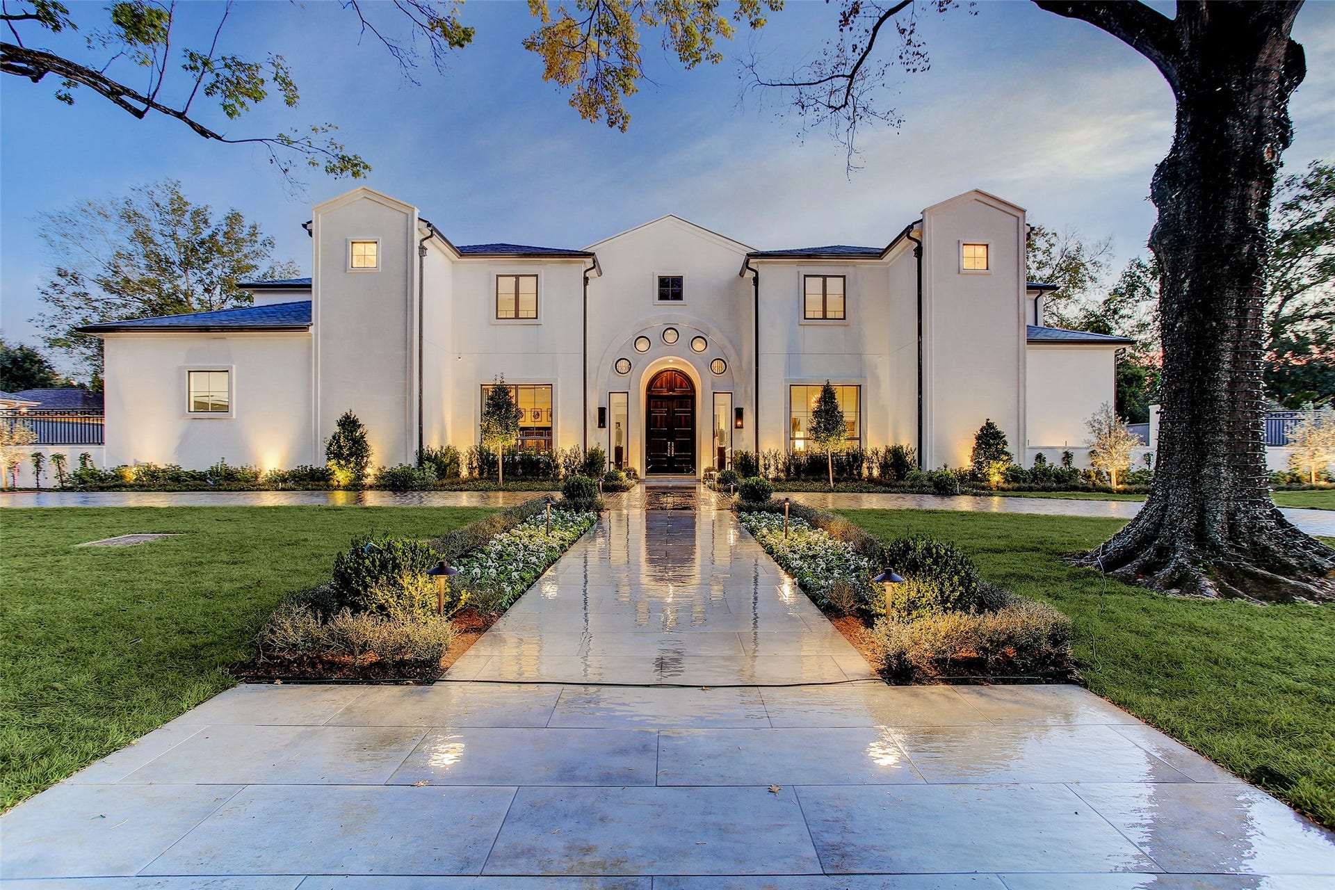 626 Rocky River Road, Houston, TX 77056 626 Rocky River Road, Houston, TX 77056