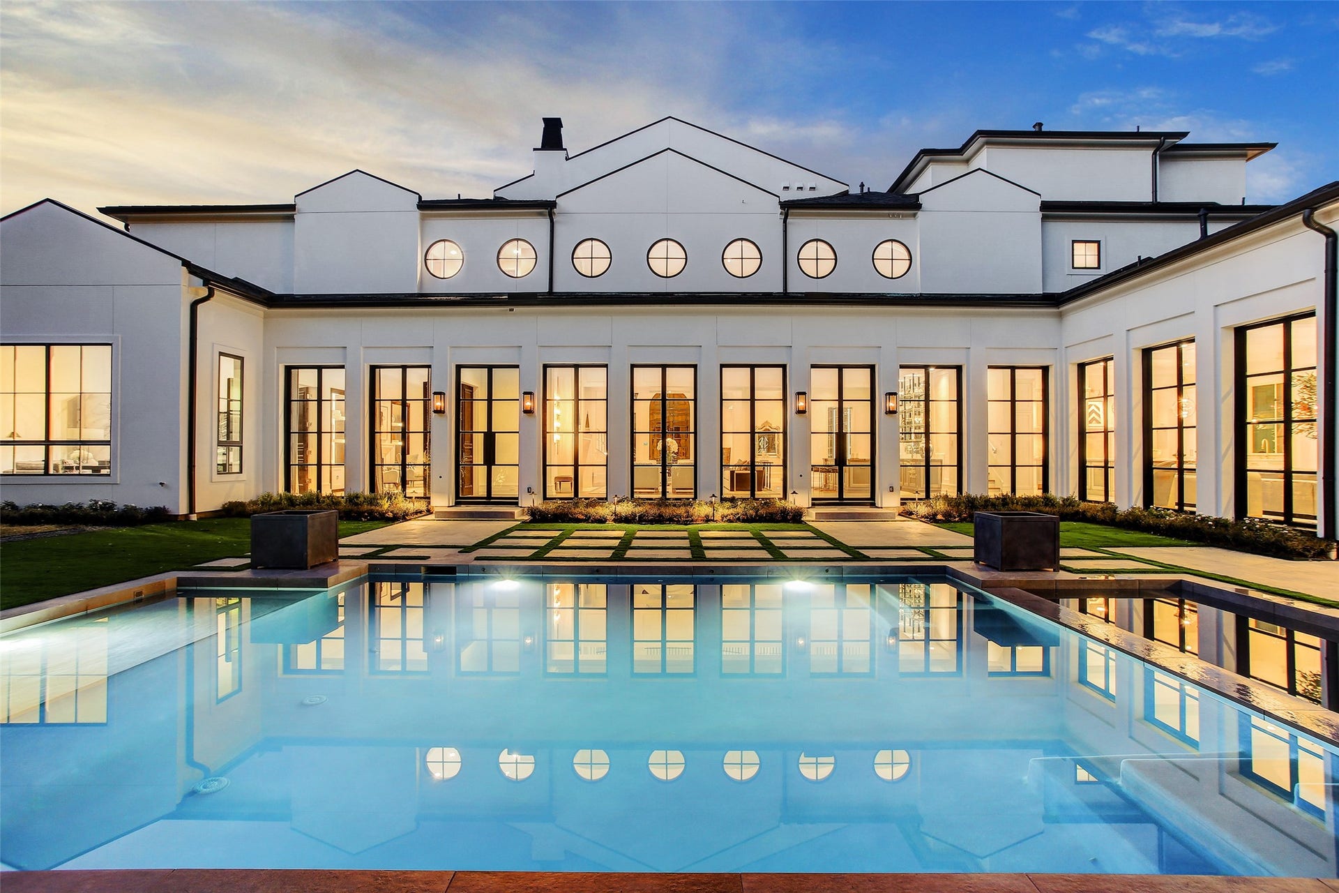 626 Rocky River Road, Houston, TX 77056 626 Rocky River Road, Houston, TX 77056