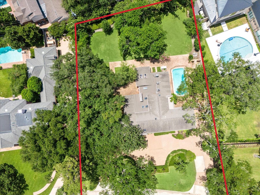 Property photo for 626 Rocky River Road, Houston, TX