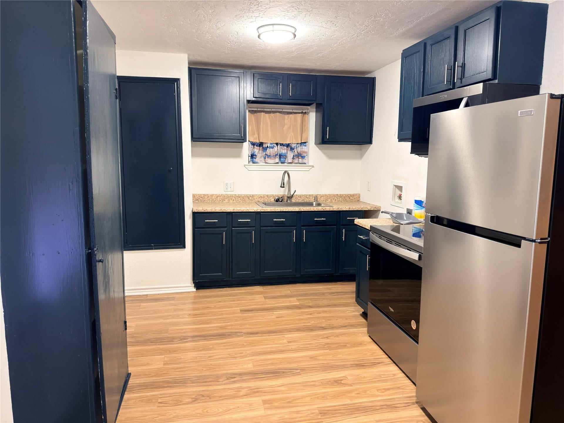 6106 Linton Lane, Texas City, TX 77591 6106 Linton Lane, Texas City, TX 77591