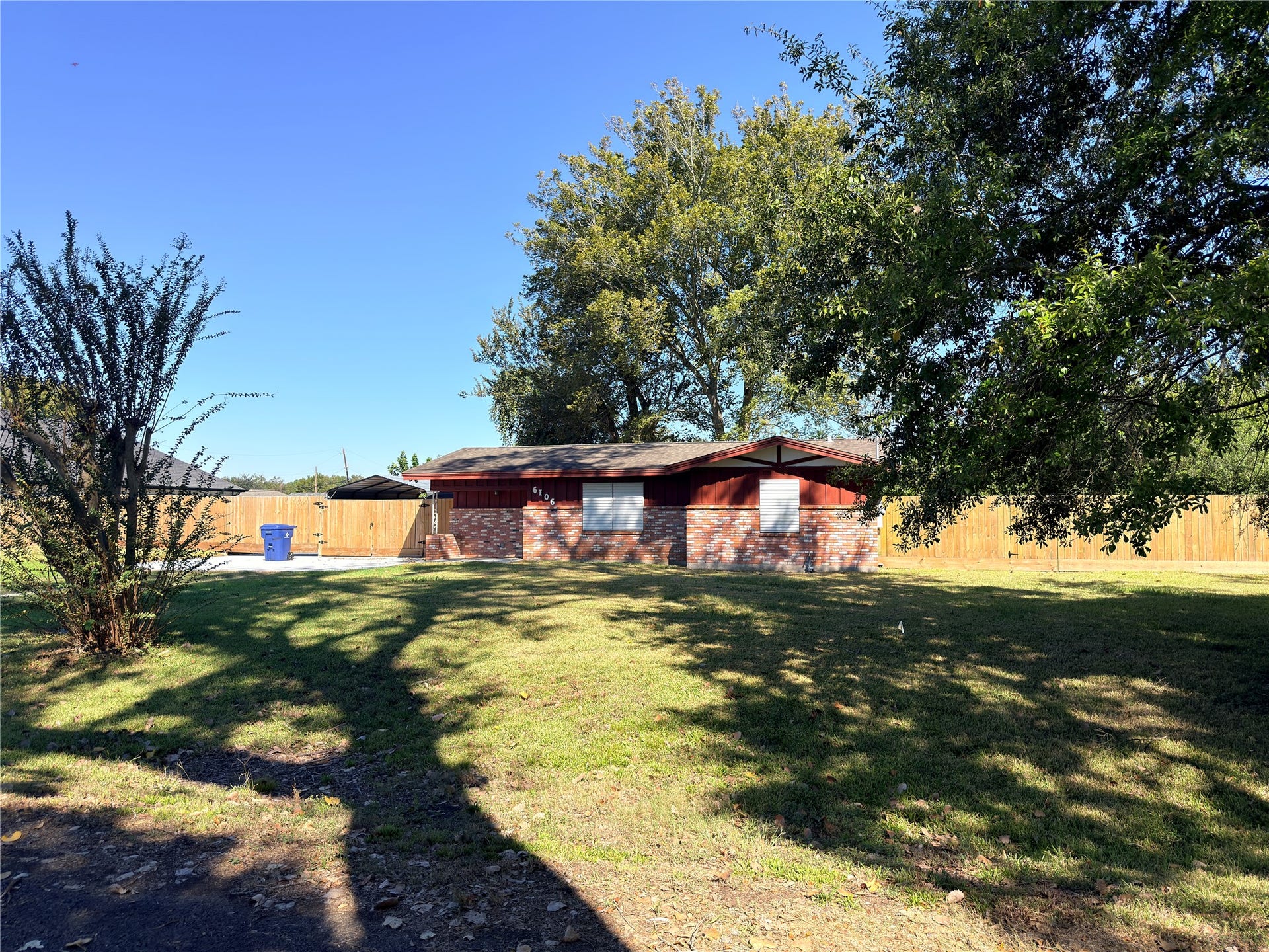 6106 Linton Lane, Texas City, TX 77591 6106 Linton Lane, Texas City, TX 77591
