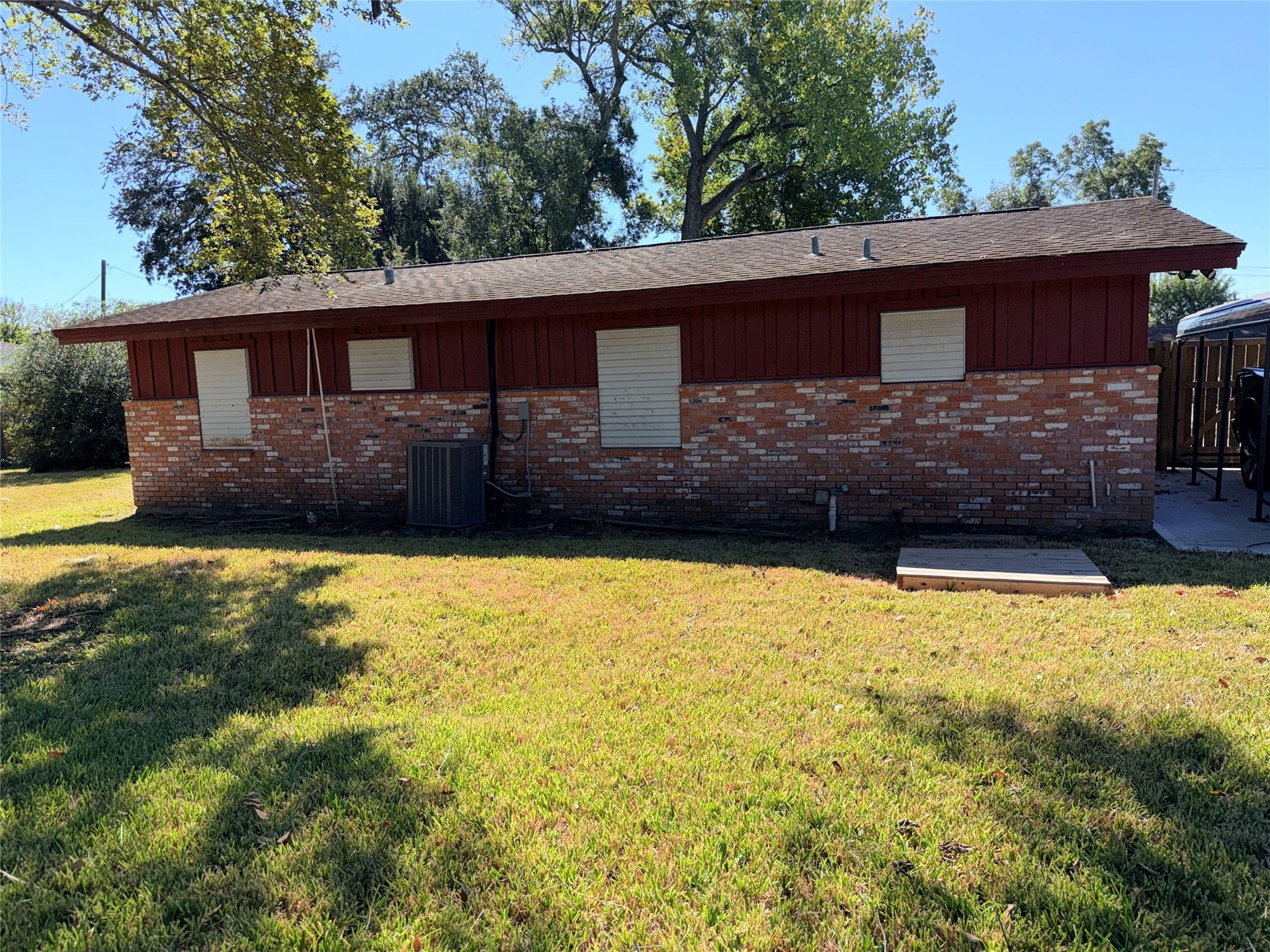 6106 Linton Lane, Texas City, TX 77591 6106 Linton Lane, Texas City, TX 77591