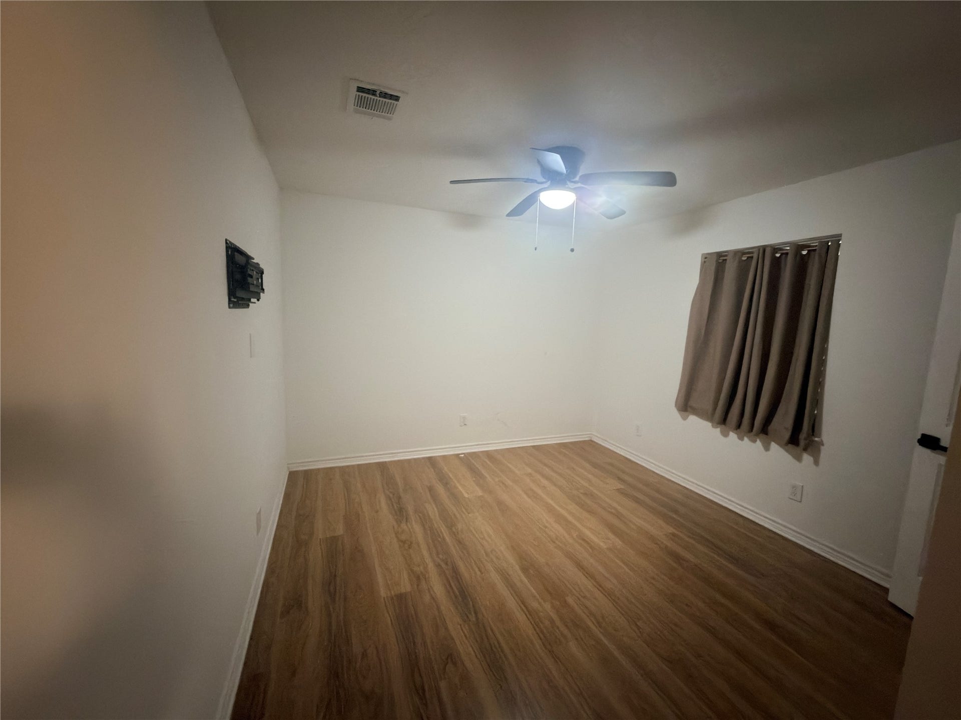 6106 Linton Lane, Texas City, TX 77591 6106 Linton Lane, Texas City, TX 77591