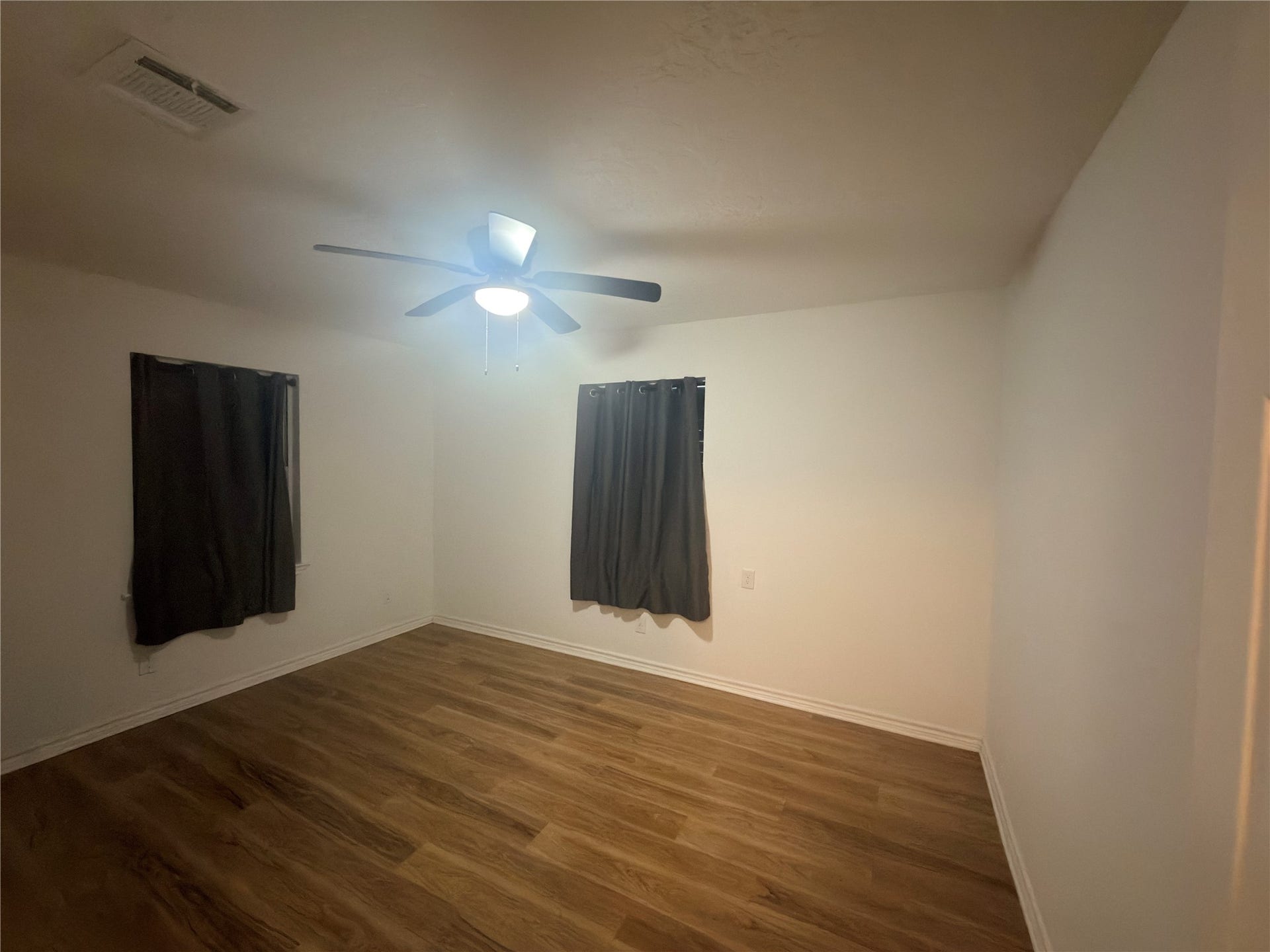 6106 Linton Lane, Texas City, TX 77591 6106 Linton Lane, Texas City, TX 77591