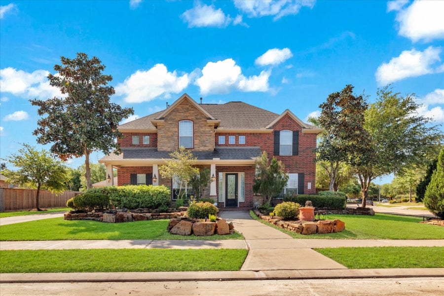 Property photo for 10102 Oak Motte Drive, Katy, TX