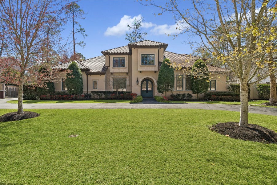 Property photo for 8 Greyton Lane, Houston, TX