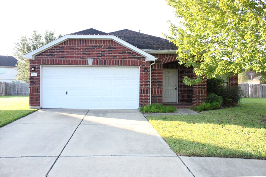 Property photo for 2819 Scottsdale Palms Drive, Missouri City, TX