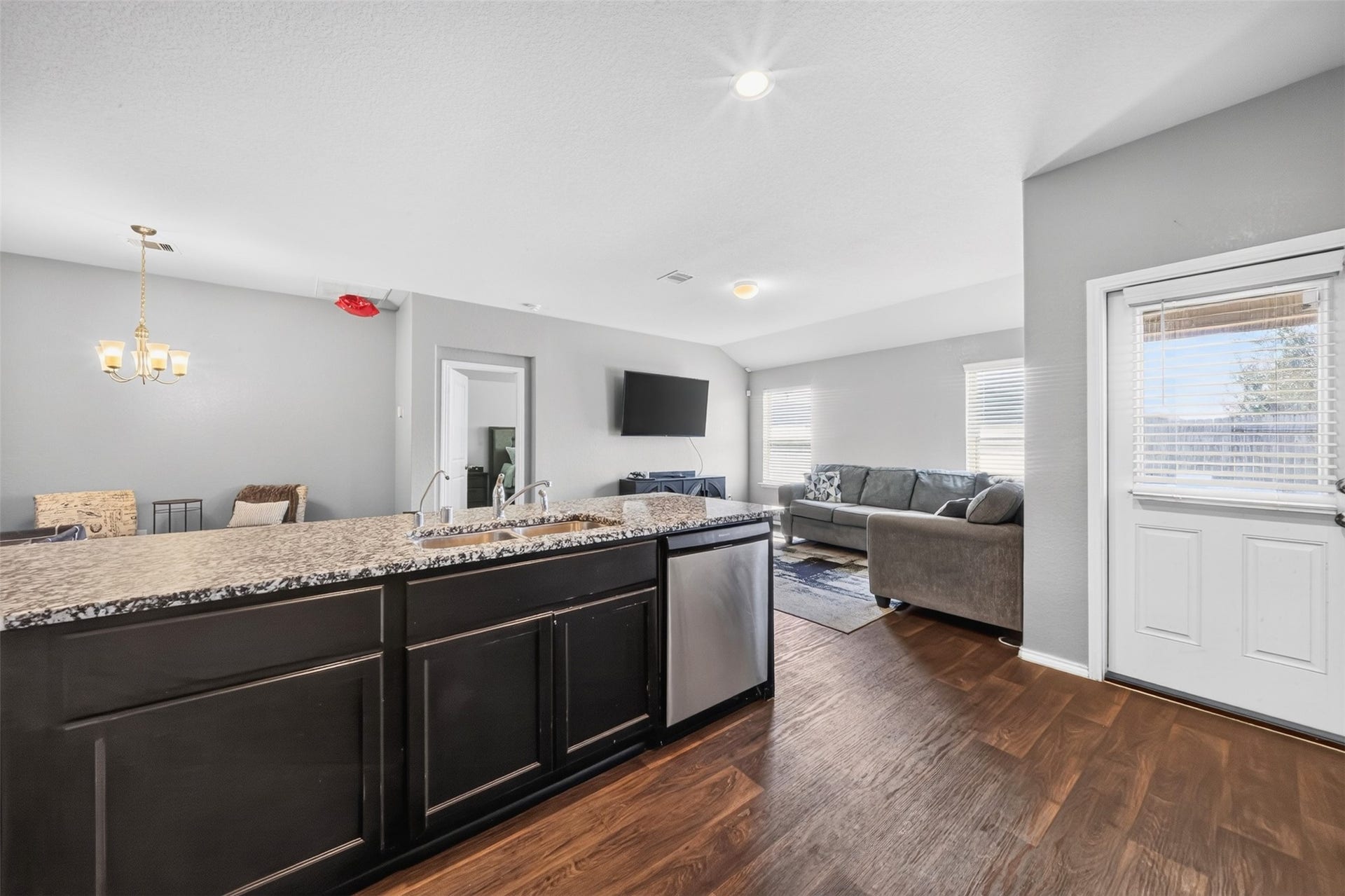 702 Green Clover Lane, Rosharon, TX 77583 702 Green Clover Lane, Rosharon, TX 77583