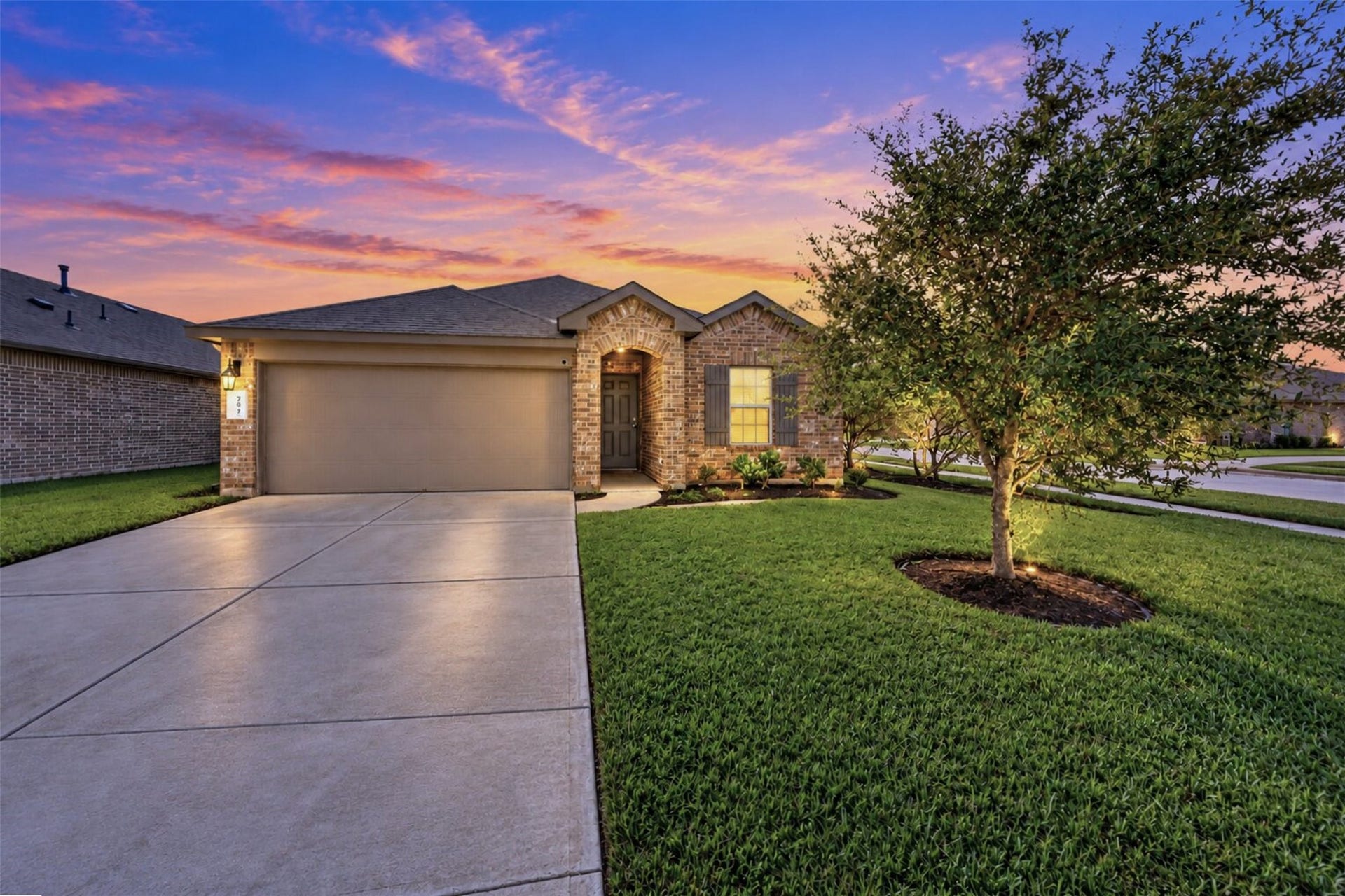 702 Green Clover Lane, Rosharon, TX 77583 702 Green Clover Lane, Rosharon, TX 77583