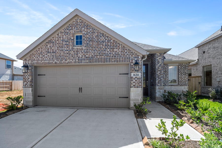 Property photo for 16314 Rock Hollow Bend Lane, Hockley, TX