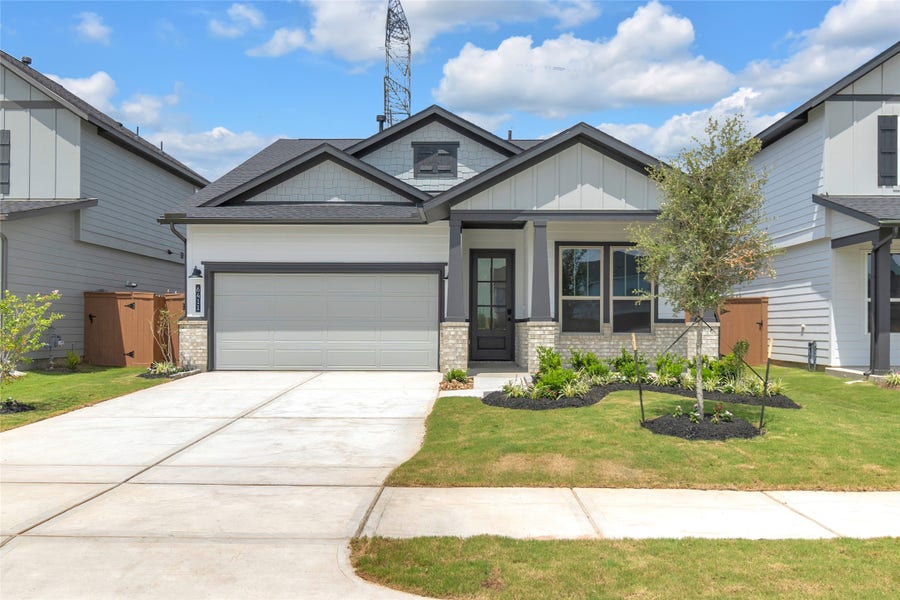Property photo for 6411 Haltwhistle Lane, Katy, TX