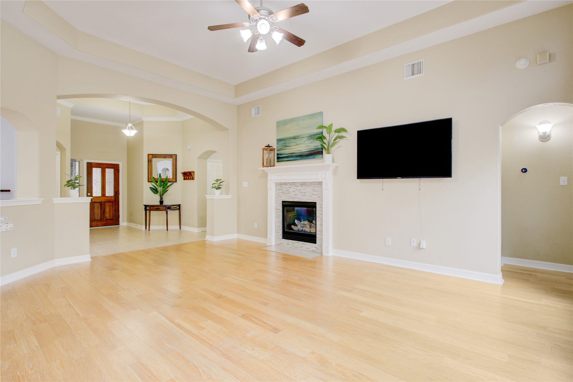3503 Kent Knoll, Missouri City, TX 77459 Living room