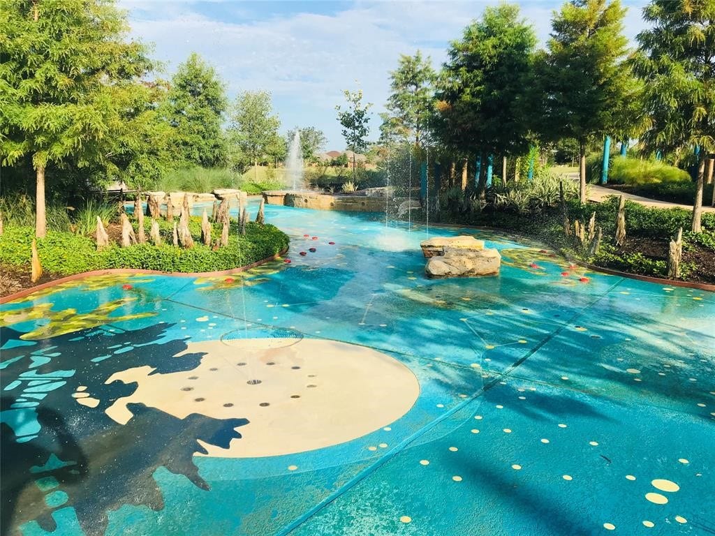 3503 Kent Knoll, Missouri City, TX 77459 Sawmill Lake Club Splashpad
