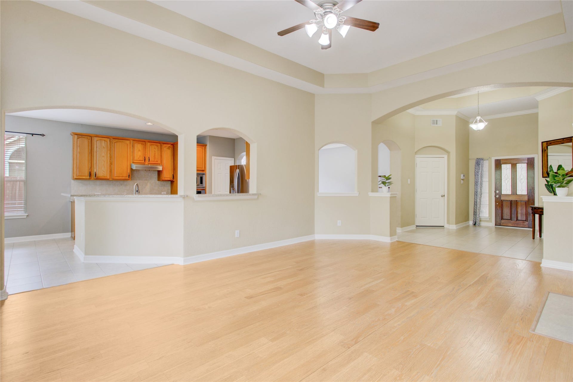 3503 Kent Knoll, Missouri City, TX 77459 Living room