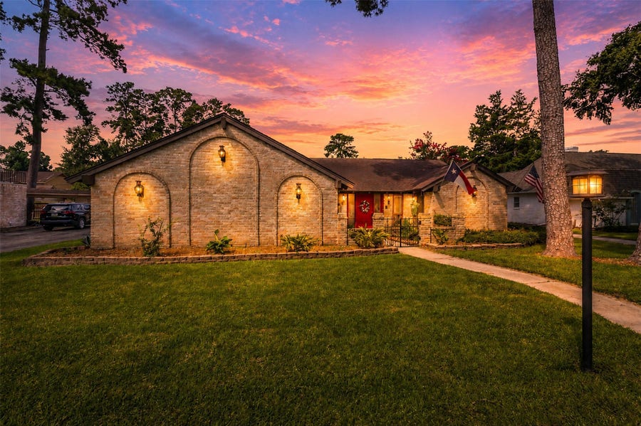 Property photo for 15111 Stonewick Drive, Houston, TX