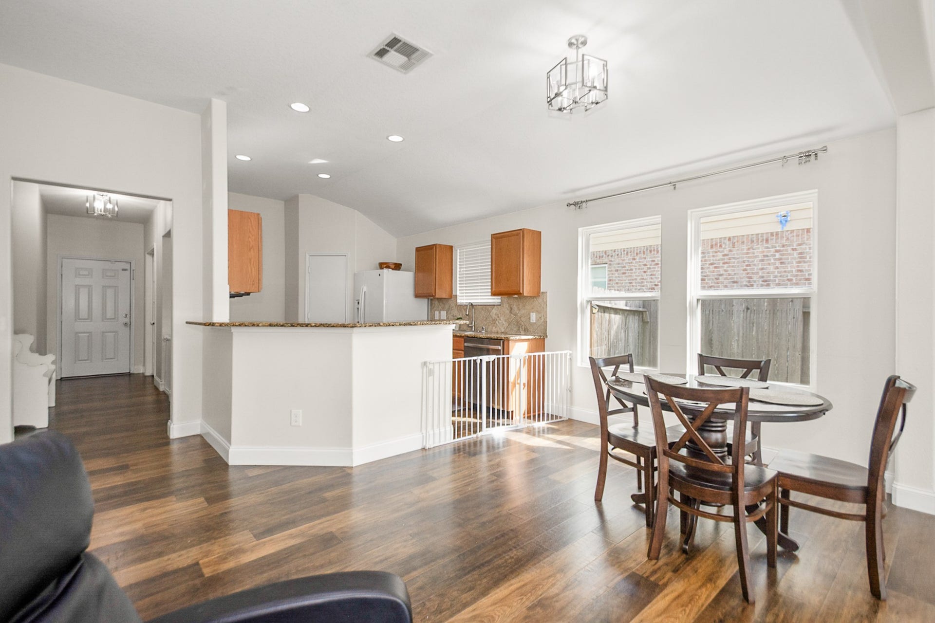 12510 Greencanyon Drive, Houston, TX 77044 12510 Greencanyon Drive, Houston, TX 77044