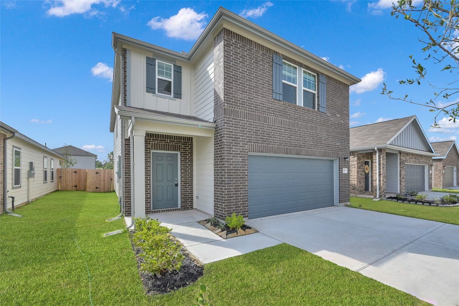 Property photo for 587 Firemoon Street, Conroe, TX