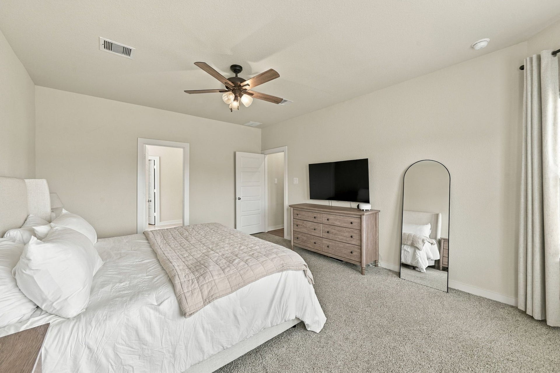 18618 Austin Ridge Drive, Crosby, TX 77532 Primary Bedroom