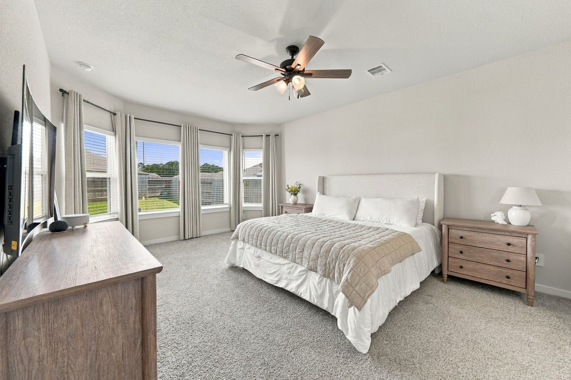 18618 Austin Ridge Drive, Crosby, TX 77532 Primary Bedroom