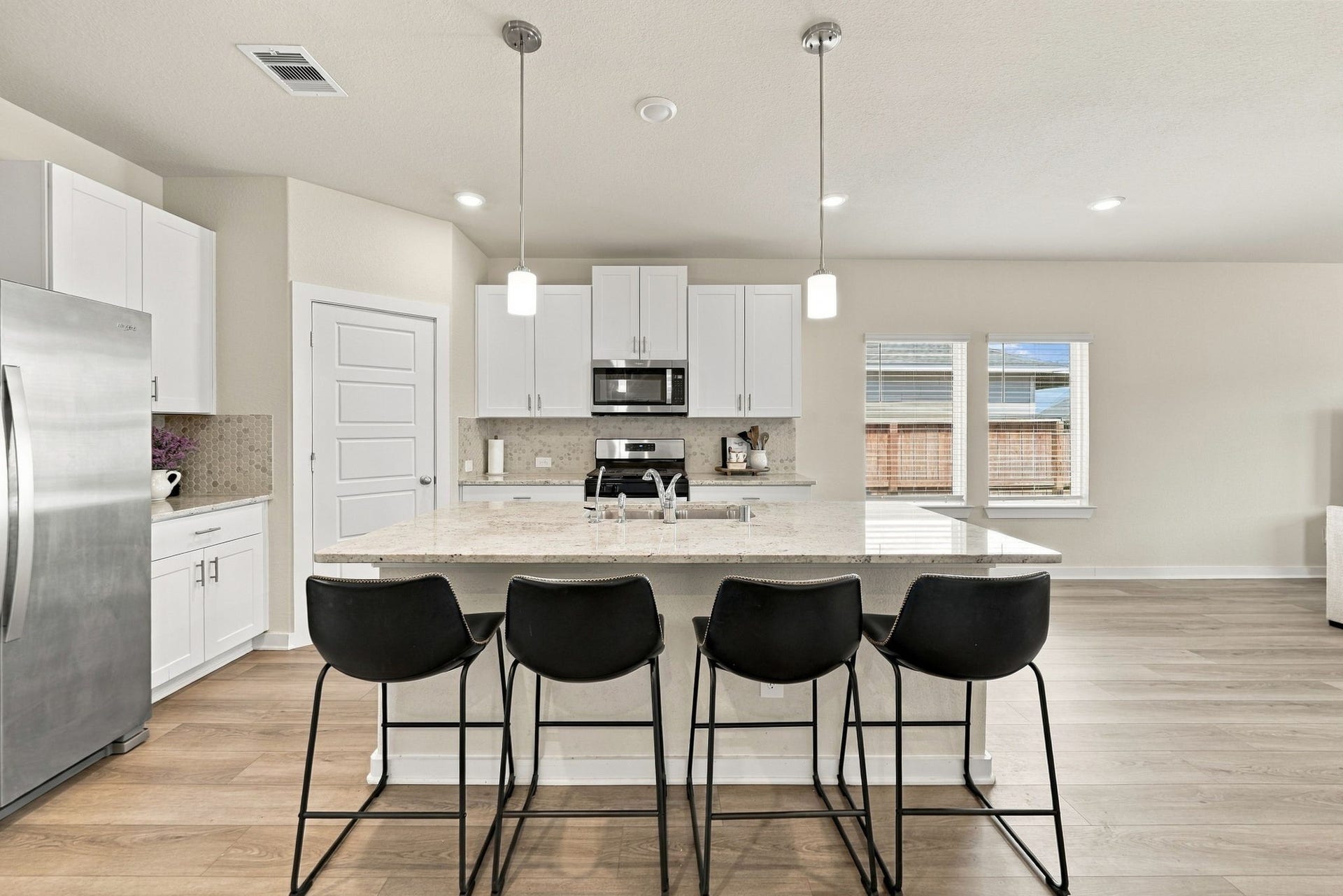 18618 Austin Ridge Drive, Crosby, TX 77532 Kitchen