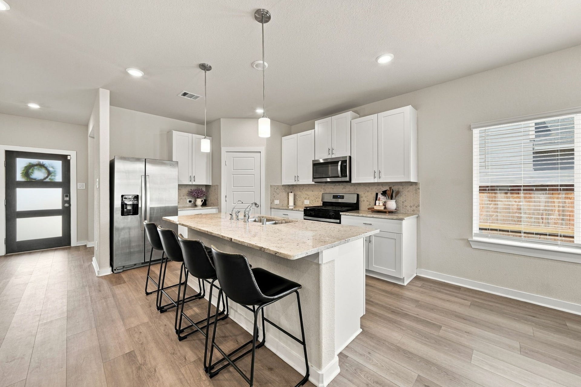 18618 Austin Ridge Drive, Crosby, TX 77532 Kitchen