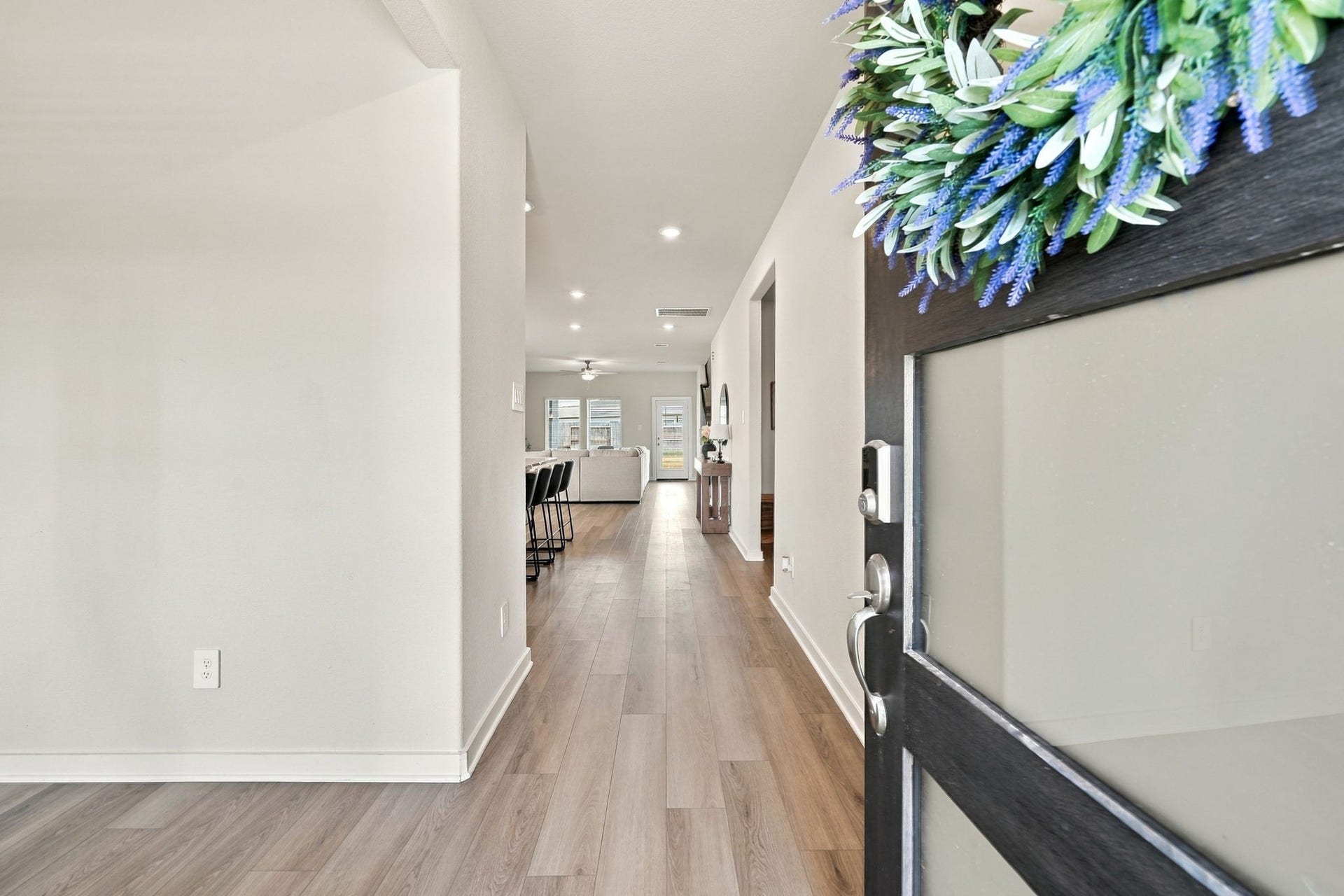 18618 Austin Ridge Drive, Crosby, TX 77532 Entry/ Foyer