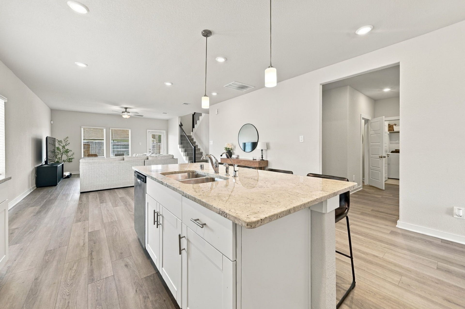 18618 Austin Ridge Drive, Crosby, TX 77532 Open floor plan