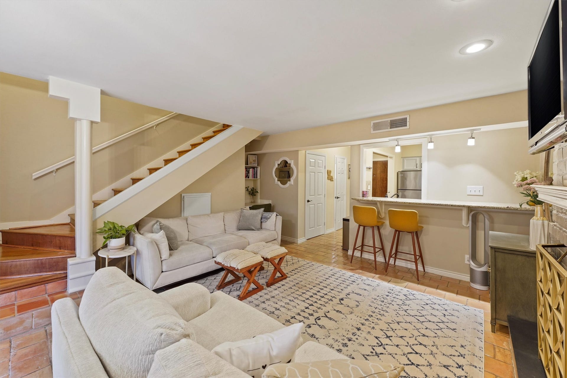 1953 Stoney Brook Drive, #1953, Houston, TX 77063 1953 Stoney Brook Drive, #1953, Houston, TX 77063
