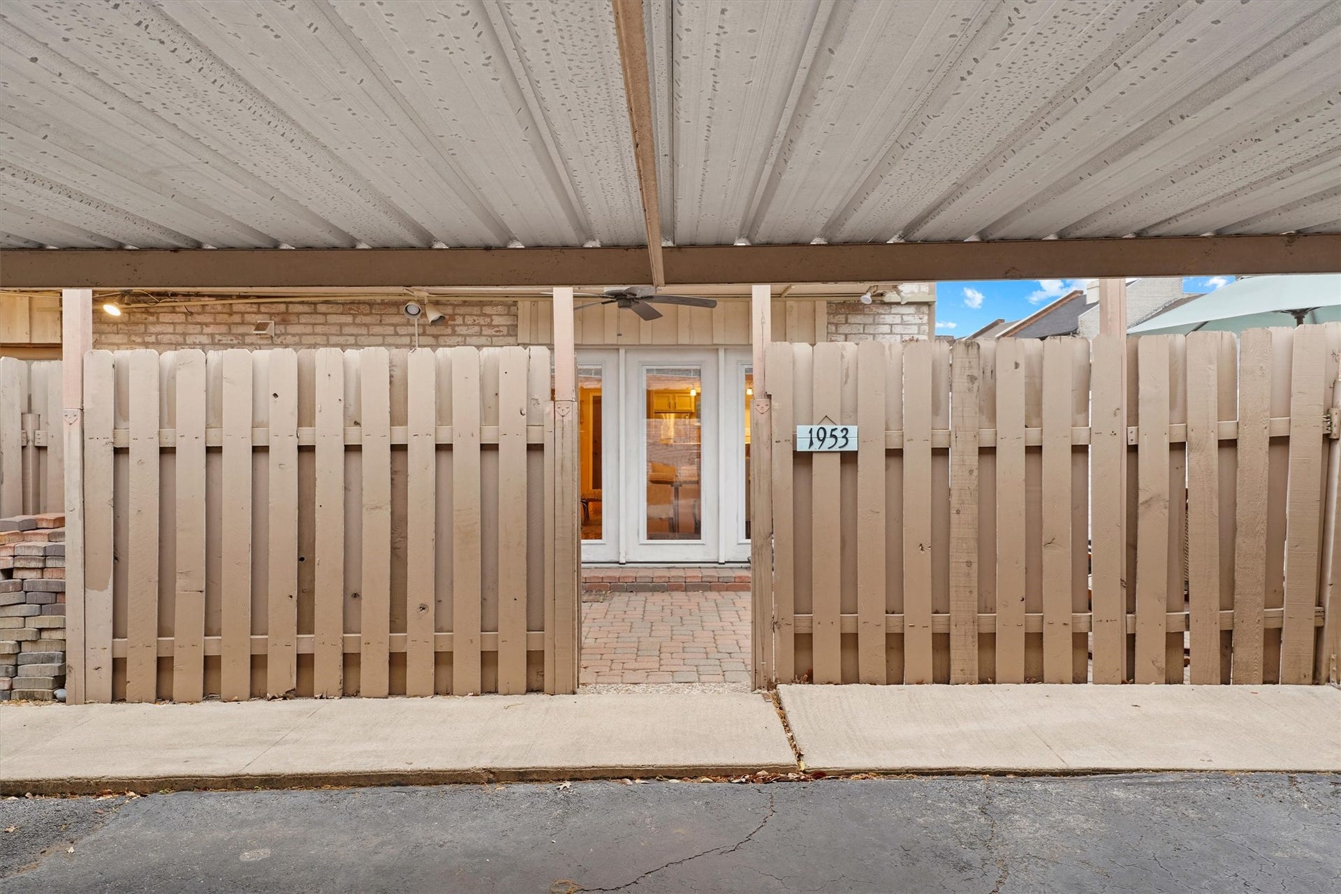 1953 Stoney Brook Drive, #1953, Houston, TX 77063 1953 Stoney Brook Drive, #1953, Houston, TX 77063