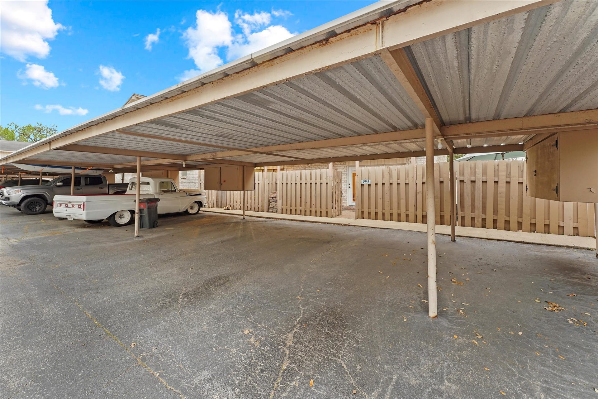 1953 Stoney Brook Drive, #1953, Houston, TX 77063 1953 Stoney Brook Drive, #1953, Houston, TX 77063