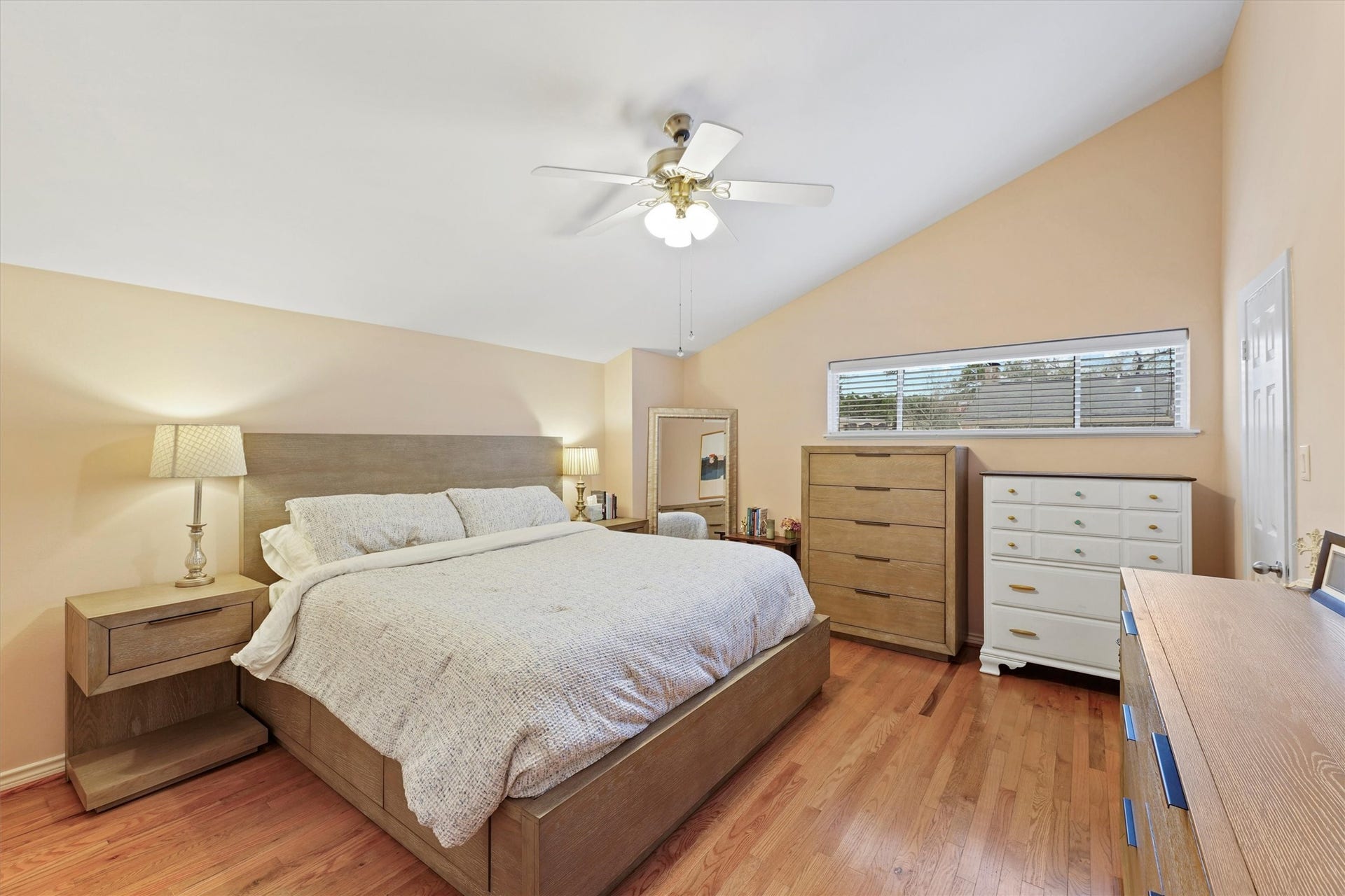 1953 Stoney Brook Drive, #1953, Houston, TX 77063 1953 Stoney Brook Drive, #1953, Houston, TX 77063