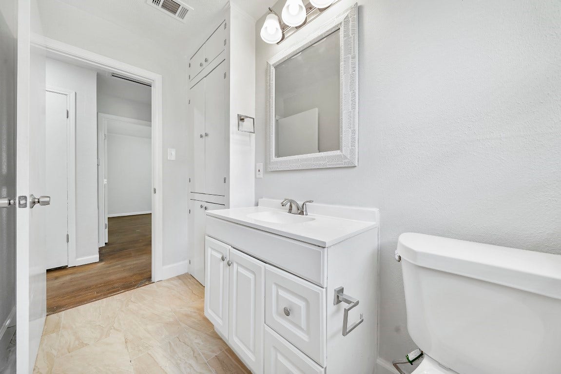 1805 1st Avenue N, Texas City, TX 77590 1805 1st Avenue N, Texas City, TX 77590
