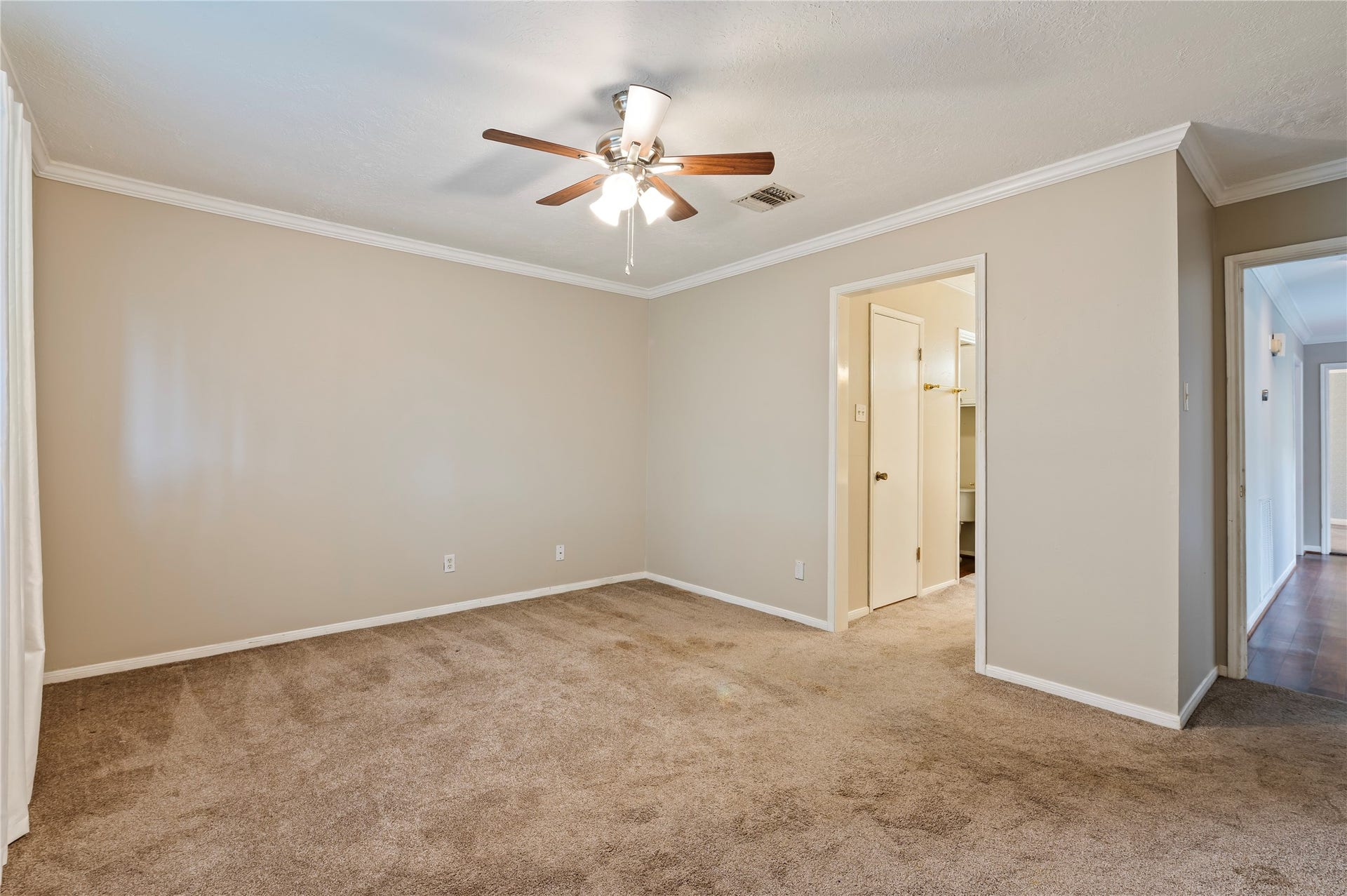 4303 Seneca Street, Pasadena, TX 77504 4303 Seneca Street, Pasadena, TX 77504