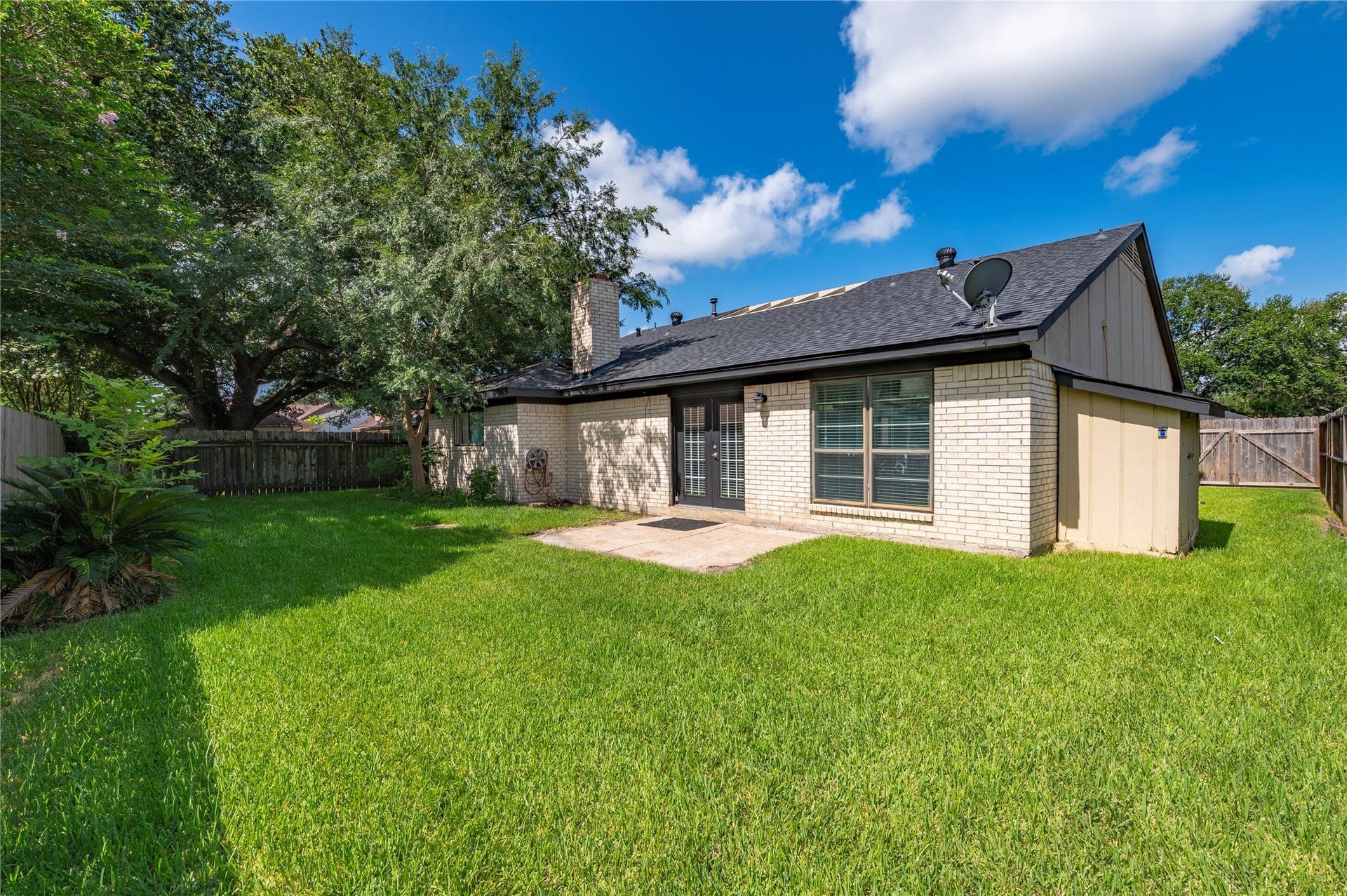 4303 Seneca Street, Pasadena, TX 77504 4303 Seneca Street, Pasadena, TX 77504