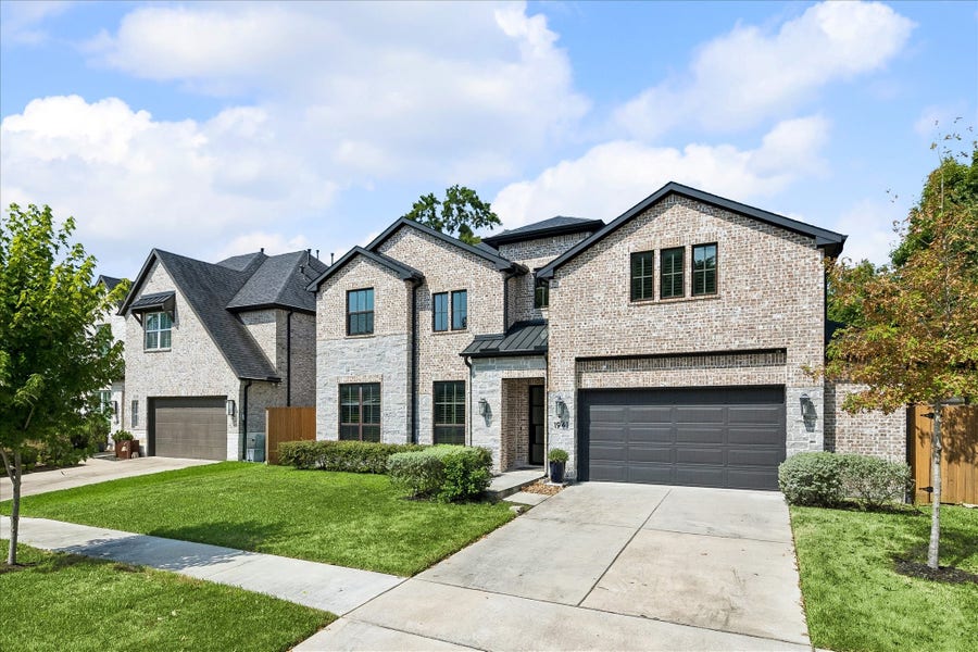 Property photo for 1941 Restridge Drive, Houston, TX
