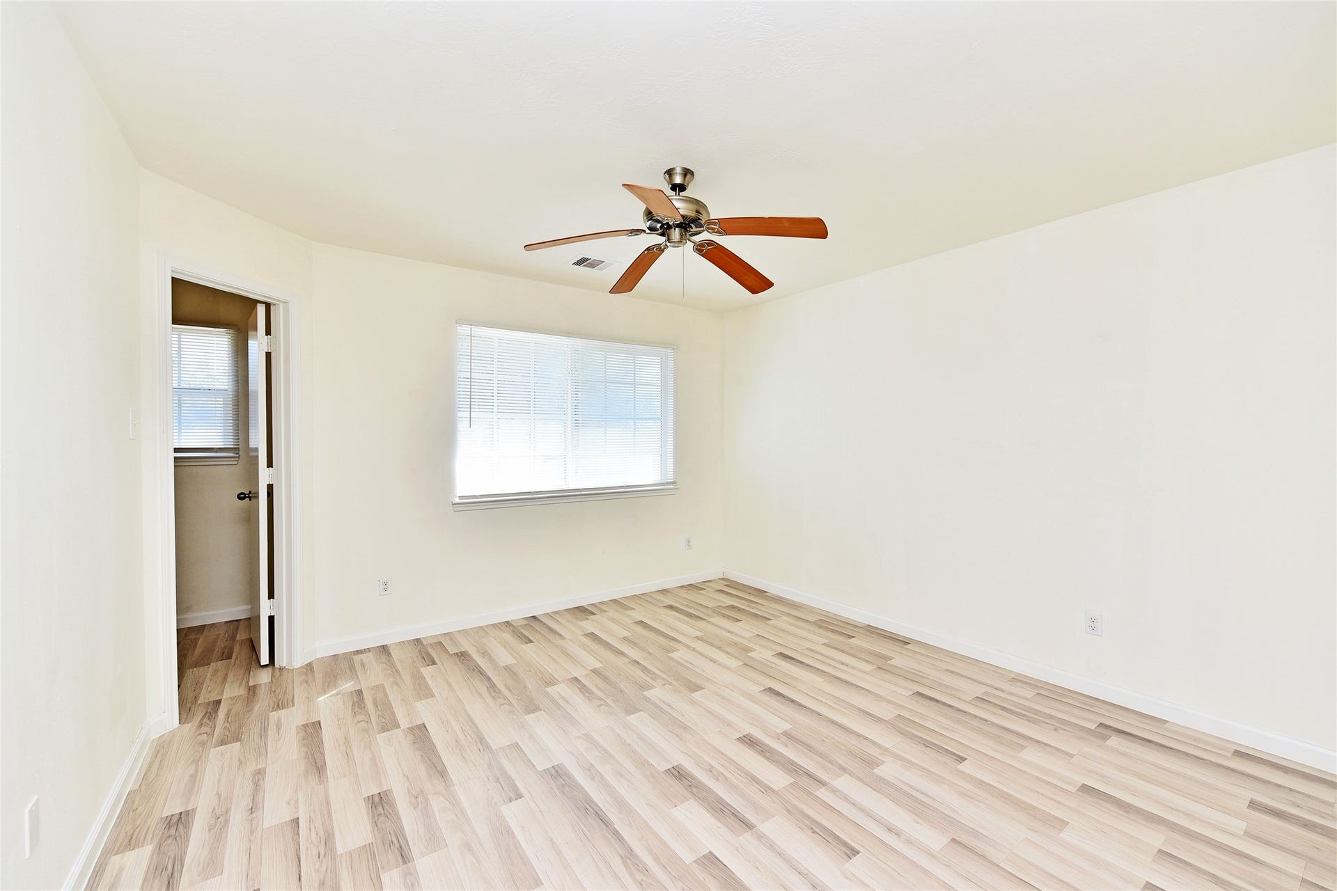 6711 Haven Forest Lane, Rosenberg, TX 77469 6711 Haven Forest Lane, Rosenberg, TX 77469
