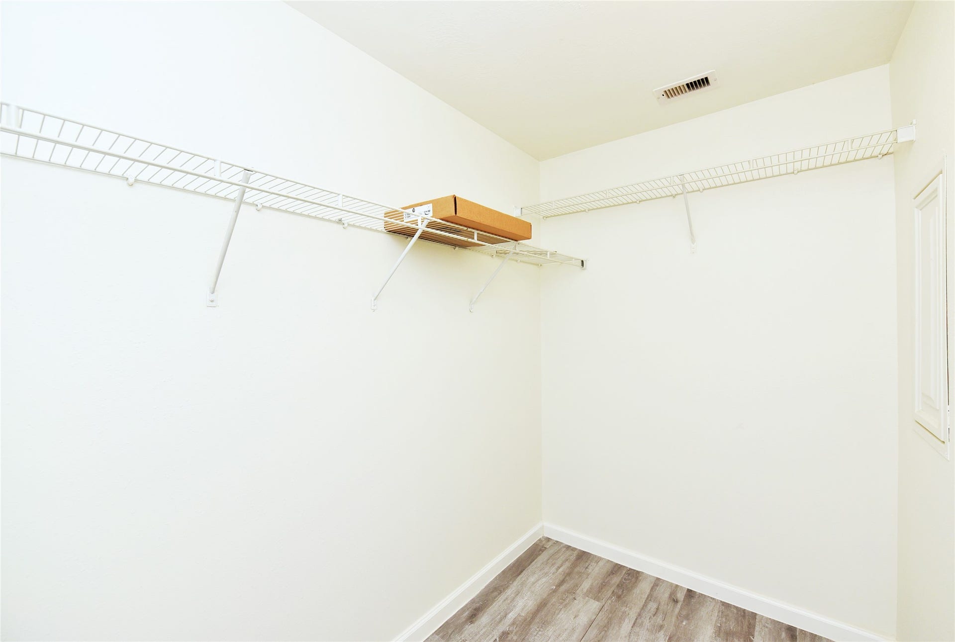 6711 Haven Forest Lane, Rosenberg, TX 77469 Primary closet.