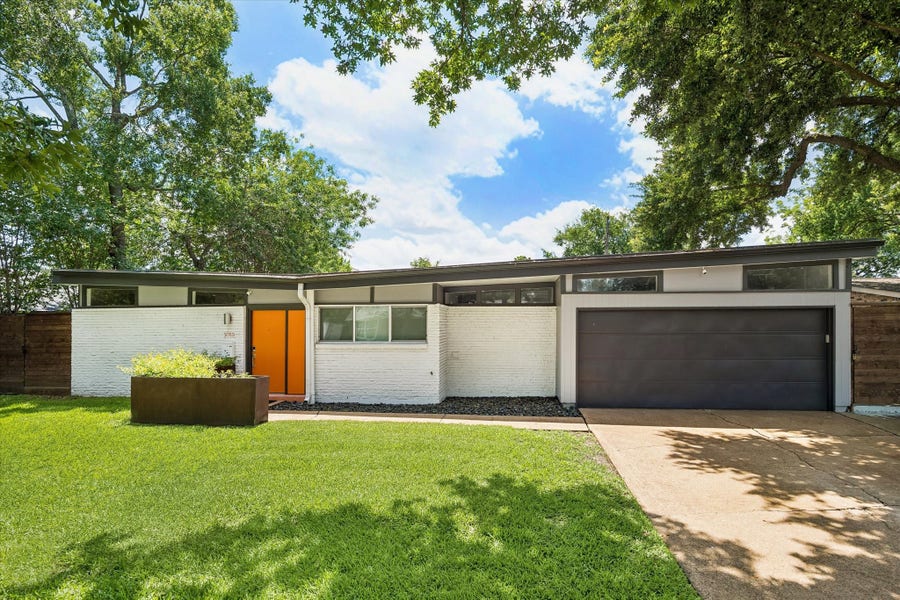 Property photo for 9769 Oak Point Drive, Houston, TX
