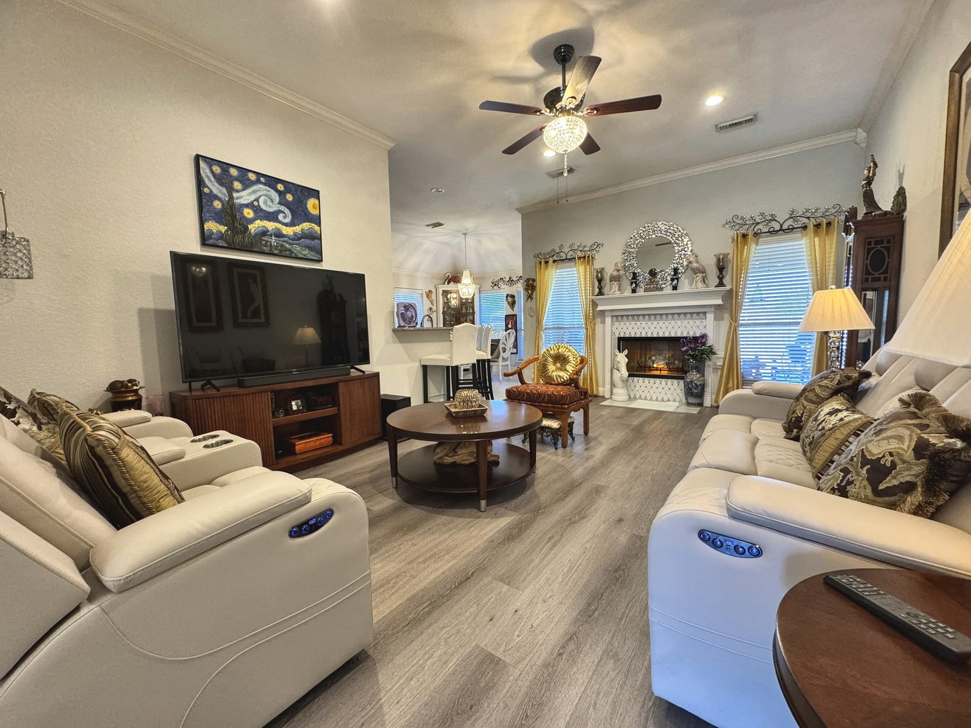 11818 Old Spanish Trail, Santa Fe, TX 77510 11818 Old Spanish Trail, Santa Fe, TX 77510