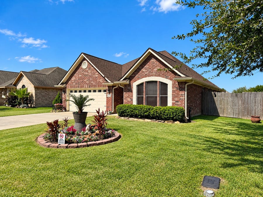 Property photo for 11818 Old Spanish Trail, Santa Fe, TX