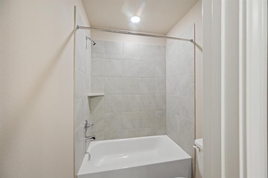 2118 Germander Lane, Brookshire, TX 77423 2118 Germander Lane, Brookshire, TX 77423